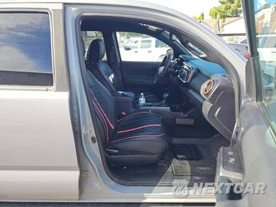 2020 Toyota Tacoma TRD Sport Crew Cab Medium Bed - zdjęcie 15 z 35 - miniatura