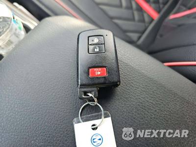 2020 Toyota Tacoma TRD Sport Crew Cab Medium Bed - zdjęcie 5 z 35 - miniatura