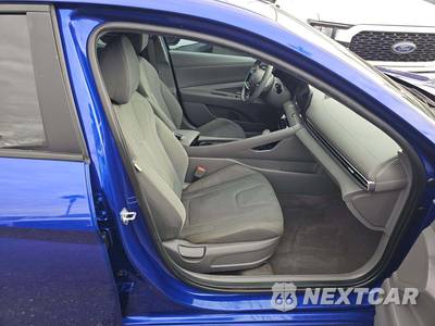 2023 Hyundai Elantra SEL - zdjęcie 18 z 36 - miniatura