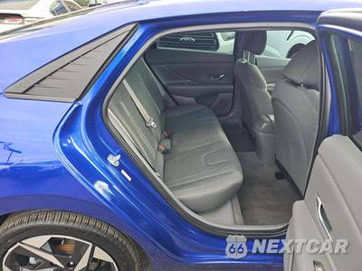 2023 Hyundai Elantra SEL - zdjęcie 16 z 36 - miniatura