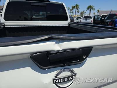 2023 Nissan TITAN SV Crew Cab Short Bed - zdjęcie 25 z 36 - miniatura
