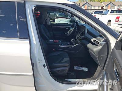 2024 Toyota Highlander Platinum - zdjęcie 16 z 25 - miniatura