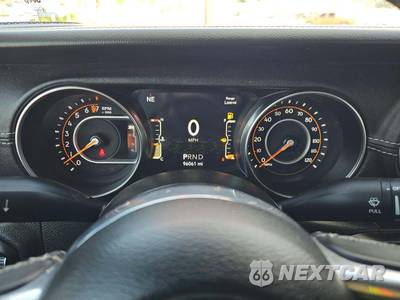 2022 Jeep Gladiator Overland Crew Cab Medium Bed - zdjęcie 8 z 36 - miniatura