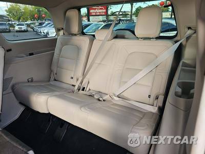 2019 Lincoln Navigator Reserve - zdjęcie 11 z 36 - miniatura