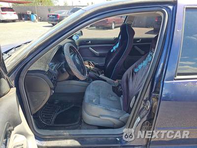 2003 Volkswagen Jetta Sedan GL - zdjęcie 3 z 22 - miniatura