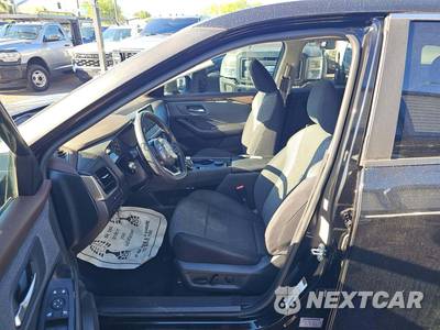 2023 Nissan Rogue SV - zdjęcie 6 z 41 - miniatura