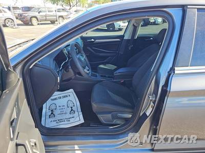 2023 Volkswagen Jetta S - zdjęcie 3 z 32 - miniatura