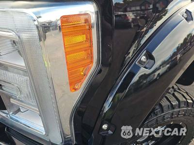 2018 Ford Super Duty F-350 Platinum Crew Cab Long Bed - zdjęcie 24 z 52 - miniatura