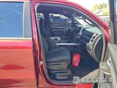 2025 Ram 1500 Big Horn Crew Cab Short Bed - zdjęcie 15 z 29 - miniatura