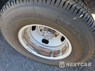 2022 Ford Super Duty F-350 Cab Chassis XL Crew Cab DRW - zdjęcie 26 z 35 - miniatura