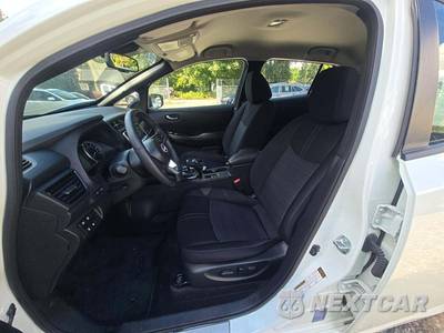 2025 Nissan LEAF SV PLUS - zdjęcie 6 z 21 - miniatura