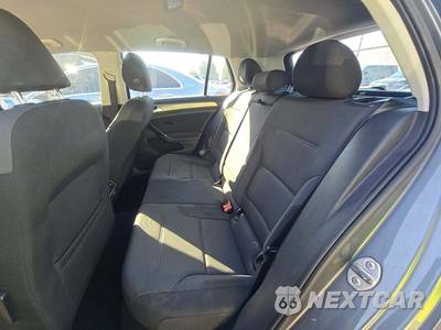 2016 Volkswagen Golf 1.8T S Hatchback - zdjęcie 13 z 22 - miniatura