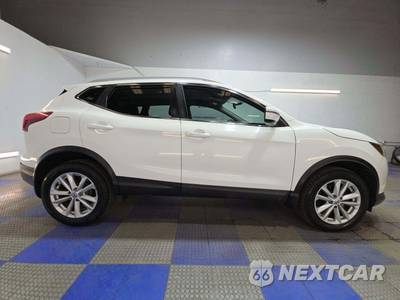 2017 Nissan Rogue Sport SV - zdjęcie 4 z 32 - miniatura