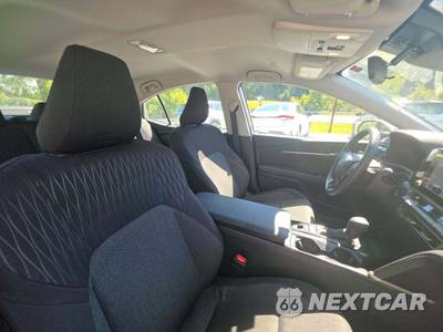2026 Toyota Camry LE - zdjęcie 15 z 18 - miniatura