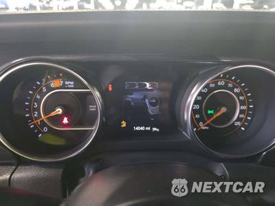 2023 Jeep Wrangler Rubicon 392 - zdjęcie 6 z 17 - miniatura