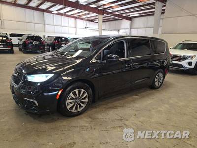 2023 Chrysler Pacifica Hybrid Touring L 121.6" WB