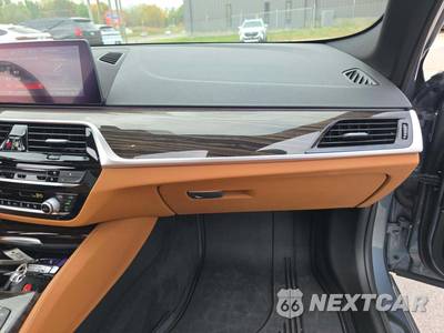 2019 BMW 5 Series Sedan 530i xDrive M SPORT LINE - zdjęcie 16 z 18 - miniatura