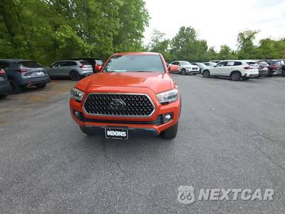 2018 Toyota Tacoma TRD Off-Road Crew Cab Long Bed - zdjęcie 2 z 27 - miniatura