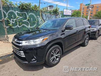 2017 Toyota Highlander LE - zdjęcie 1 z 28 - miniatura
