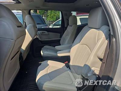 2011 Chevrolet Traverse LTZ 1LZ - zdjęcie 13 z 28 - miniatura