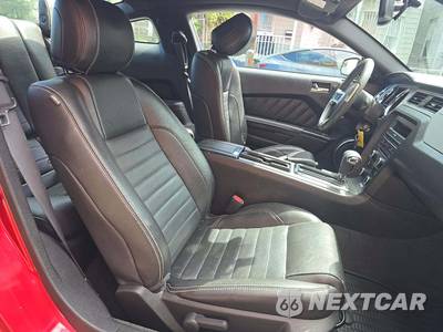 2012 Ford Mustang V6 Premium Coupe - zdjęcie 18 z 28 - miniatura