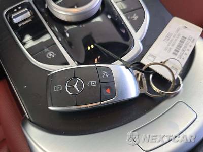 2023 Mercedes-Benz C 300 4MATIC Coupe - zdjęcie 8 z 24 - miniatura