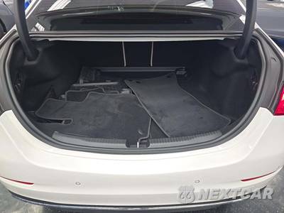 2022 Mercedes-Benz C 300 4MATIC Sedan - zdjęcie 14 z 22 - miniatura