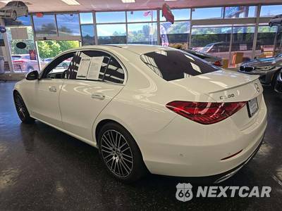 2022 Mercedes-Benz C 300 4MATIC Sedan - zdjęcie 2 z 22 - miniatura
