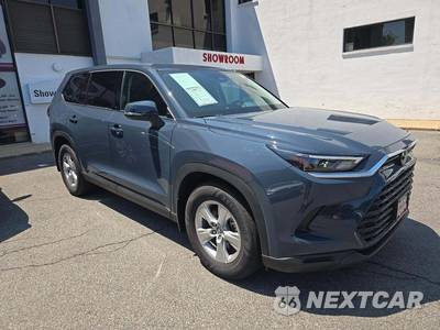 2026 Toyota Grand Highlander LE - zdjęcie 4 z 23 - miniatura