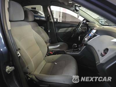 2014 Chevrolet Cruze 1LT 1SD - zdjęcie 18 z 32 - miniatura