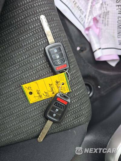 2015 Honda Fit LX - zdjęcie 8 z 31 - miniatura