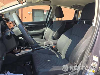 2015 Honda Fit LX - zdjęcie 6 z 29 - miniatura