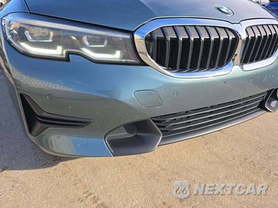 2020 BMW 3 Series Sedan 330i xDrive - zdjęcie 21 z 25 - miniatura