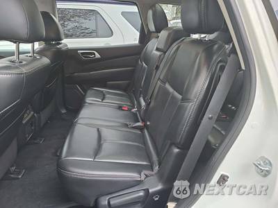 2016 Nissan Pathfinder Platinum - zdjęcie 13 z 27 - miniatura