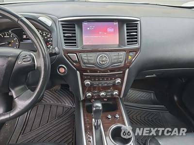 2016 Nissan Pathfinder Platinum - zdjęcie 10 z 27 - miniatura