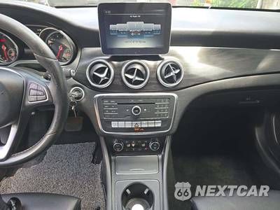 2017 Mercedes-Benz CLA 250 4MATIC - zdjęcie 10 z 24 - miniatura