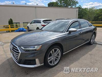2020 Audi S8 - zdjęcie 1 z 20 - miniatura
