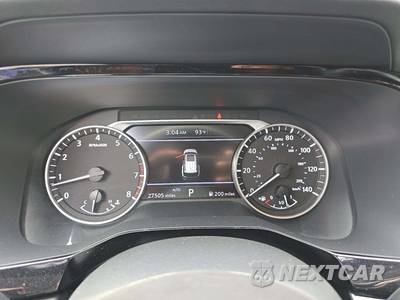 2025 Nissan Pathfinder SV - zdjęcie 9 z 25 - miniatura