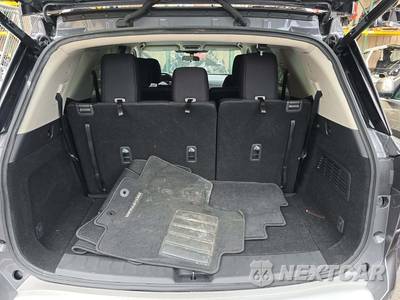 2025 Nissan Pathfinder SV - zdjęcie 15 z 25 - miniatura
