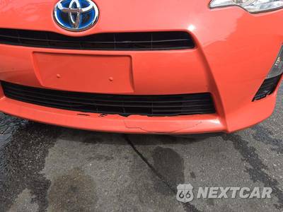 2014 Toyota Prius c Two - zdjęcie 23 z 31 - miniatura