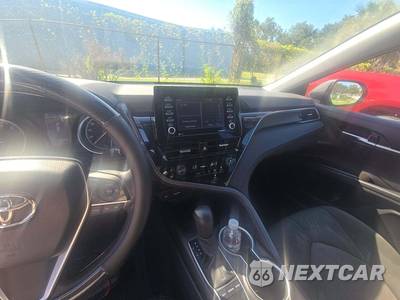 2022 Toyota Camry LE - zdjęcie 10 z 20 - miniatura