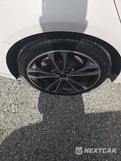 2017 Ford Fusion Titanium - zdjęcie 25 z 28 - miniatura