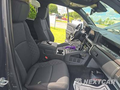 2024 Toyota Tacoma SR5 Crew Cab Medium Bed - zdjęcie 18 z 20 - miniatura