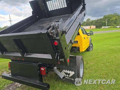 2020 Ford Super Duty F-450 Cab Chassis XL Crew Cab DRW - zdjęcie 3 z 19 - miniatura