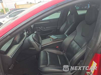 2021 Tesla Model S Plaid - zdjęcie 6 z 21 - miniatura