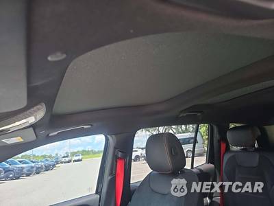 2023 Mercedes-Benz AMG GLB 35 4MATIC - zdjęcie 8 z 18 - miniatura