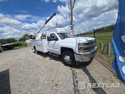 2016 Chevrolet Silverado 3500HD Cab Chassis WT Regular Cab 1WT DRW - zdjęcie 4 z 21 - miniatura