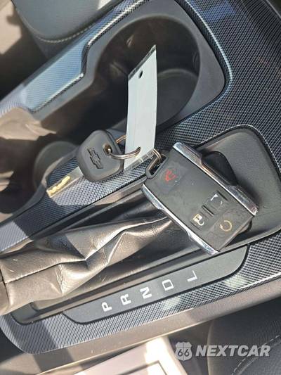 2017 Chevrolet Colorado Z71 Crew Cab Medium Bed 2Z7 - zdjęcie 8 z 22 - miniatura