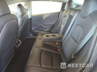 2022 Tesla Model 3 Long Range - zdjęcie 13 z 20 - miniatura