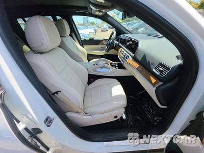 2025 Mercedes-Benz GLS 450 4MATIC - zdjęcie 19 z 28 - miniatura